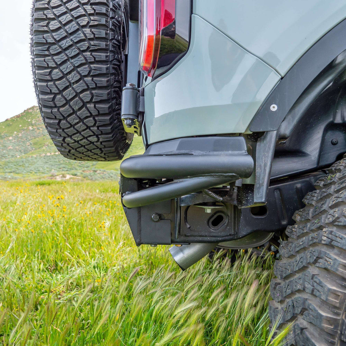 2021-2026 Ford Bronco Baja Tubular Rear Bumper Turn_Offroad