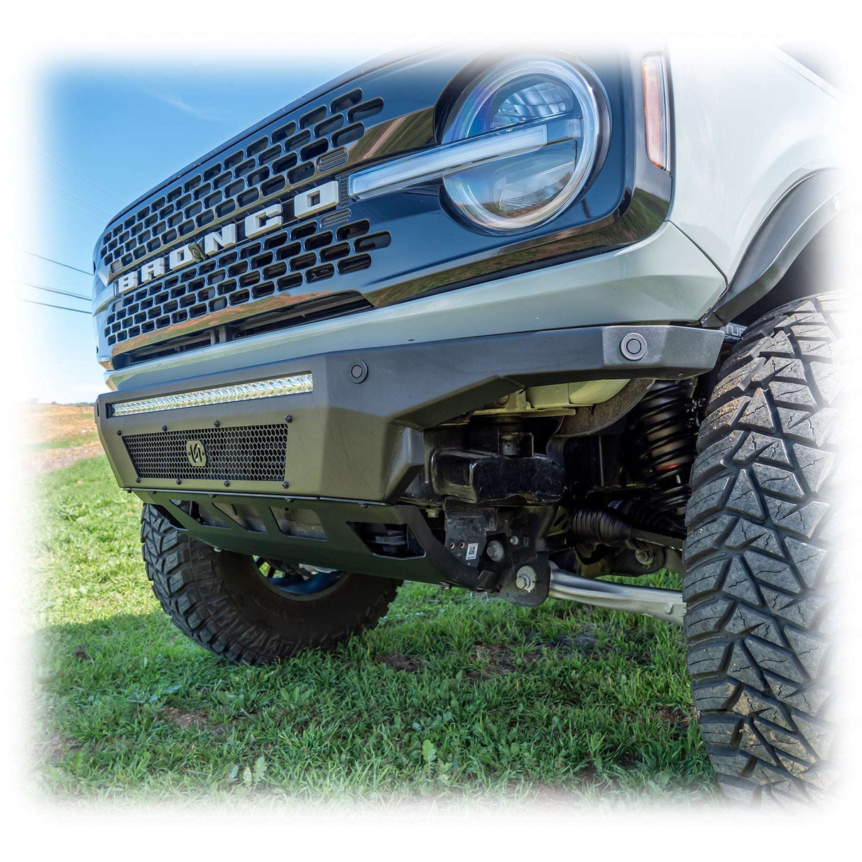 Hyperlyte Front Bumper & Skid Plate for Ford Bronco Turn Offroad