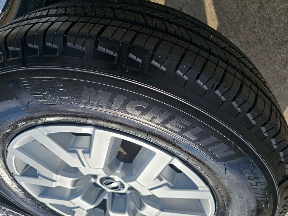 17" Nissan Frontier OEM Desert Runner 62832 wheels rims 2025 2026 NEW MICHELIN Texas Truck Tire