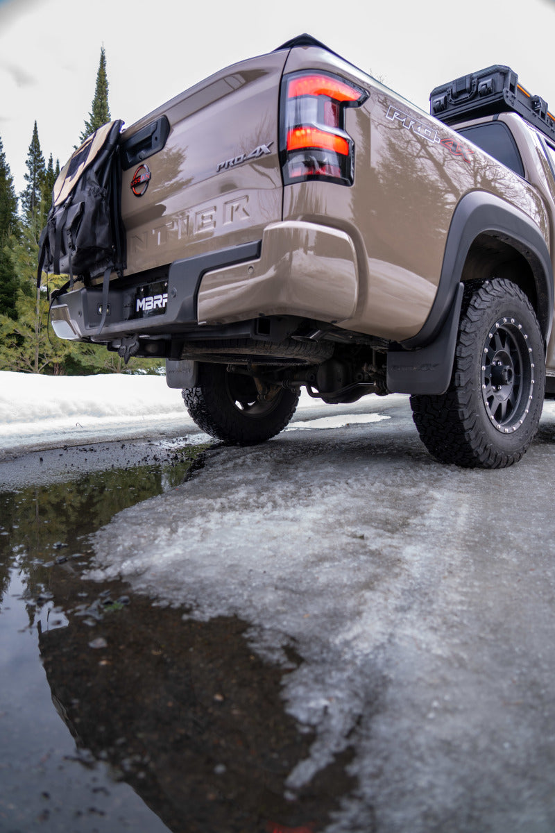 Profil de sortie de rue MBRP 22-23 Nissan Frontier 3,8 L 3 po Tip 3 po Cat Back Turndown - T304