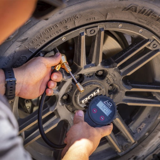 ARB E-Z Deflator Digital Gauge with Extended Valve