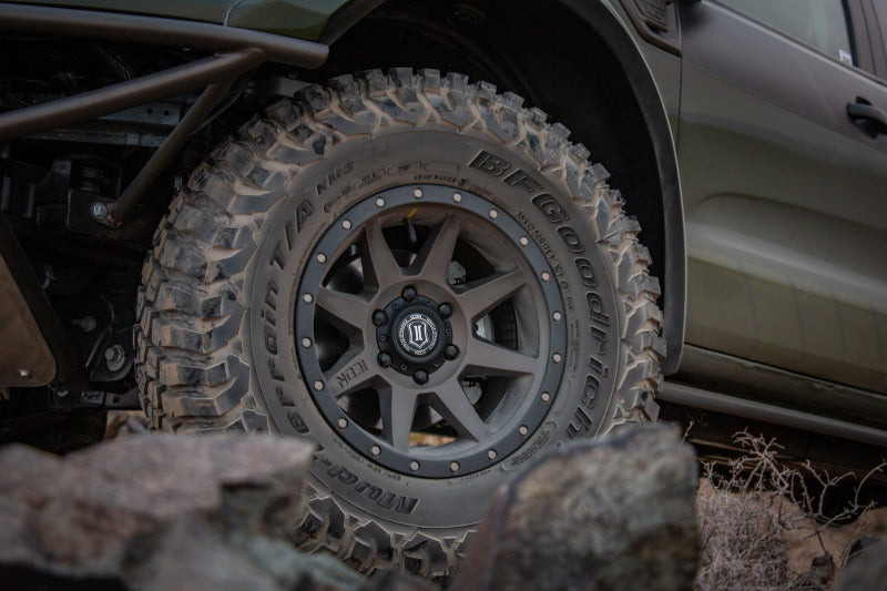 Roue en bronze ICON Rebound 17x8,5 6x5,5 25 mm de déport 5,75 pouces BS 95,1 mm d'alésage