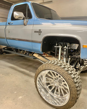 SquareBody Chevy 73-87 Amp Research Power Folding Step Kit Far From Stock