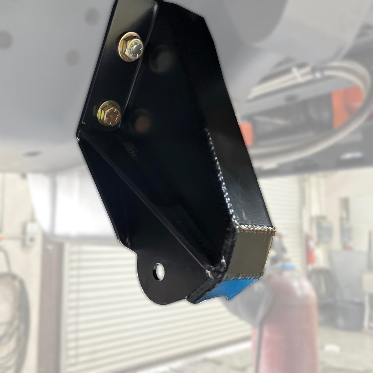 Desolate Motorsports 2" Beam Drop Brackets (fits 2wd & 4wd) - 1980-1997 Ford F-Series/Bronco Desolate Motorsports