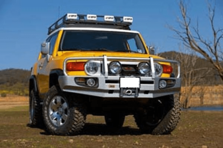 ARB 3420210B Toyota FJ Cruiser 2007-2014 Deluxe Front Bumper Winch Ready with Grille Guard, Black Powder Coat Finish