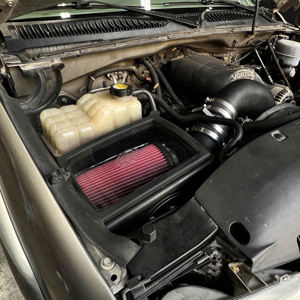 Cold Air Intake for 99-07 Chevy Silverado,  GMC Sierra 1500, 2500, 3500 / 07-08 Tahoe, Yukon S&B