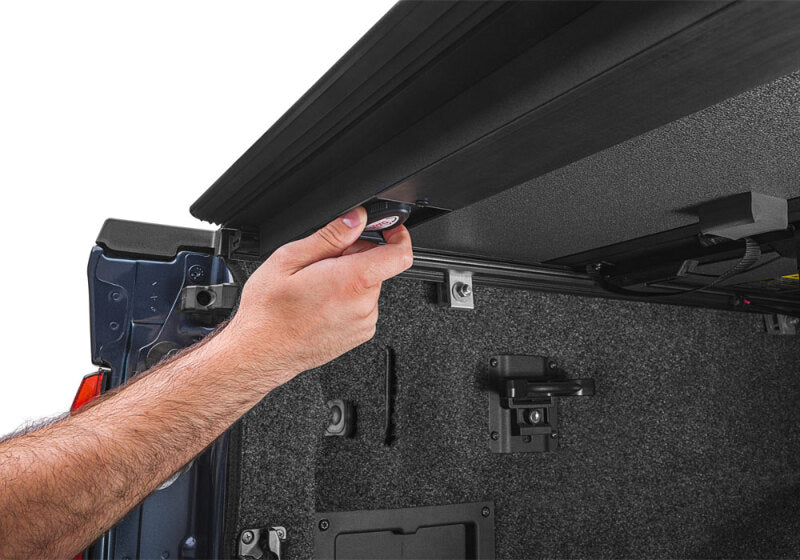 Extang 2024 Toyota Tacoma 5 pieds de lit Endure ALX