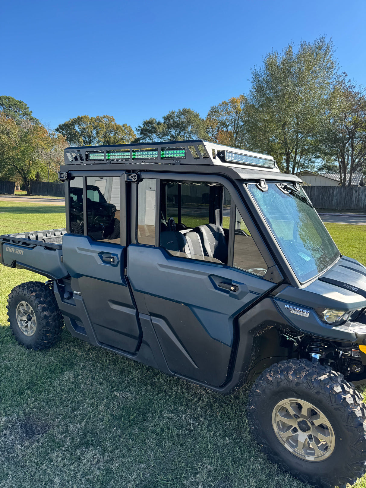 LIGHT BAR ROOF RACK