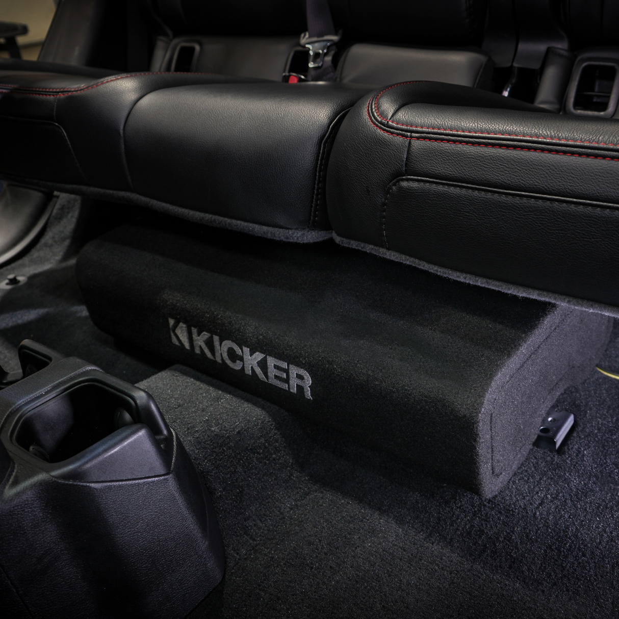 Kicker Plug & Play Full System 5-Channel, 8-Speakers CS, Sub Bundle  | '18- '23 JL Wrangler/ '20- '23 JT Gladiator