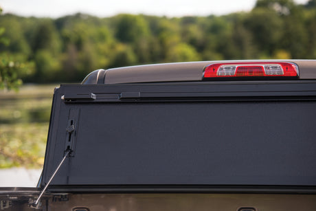 BAK 09-18 Dodge Ram 1500 (19-20 Classic Only) (w/o Ram Box) 5ft 7in Bed BAKFlip FiberMax