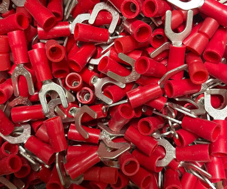 22-18 GA RED FORK SPADE TERMINAL VINYL INSULATED CRIMP WIRE CONNECTOR Unbranded