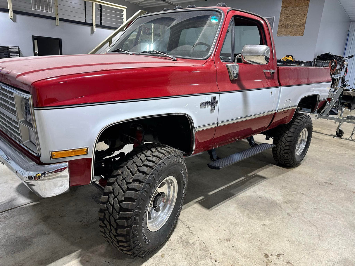 SquareBody Chevy 73-87 Amp Research Power Folding Step Kit Far From Stock
