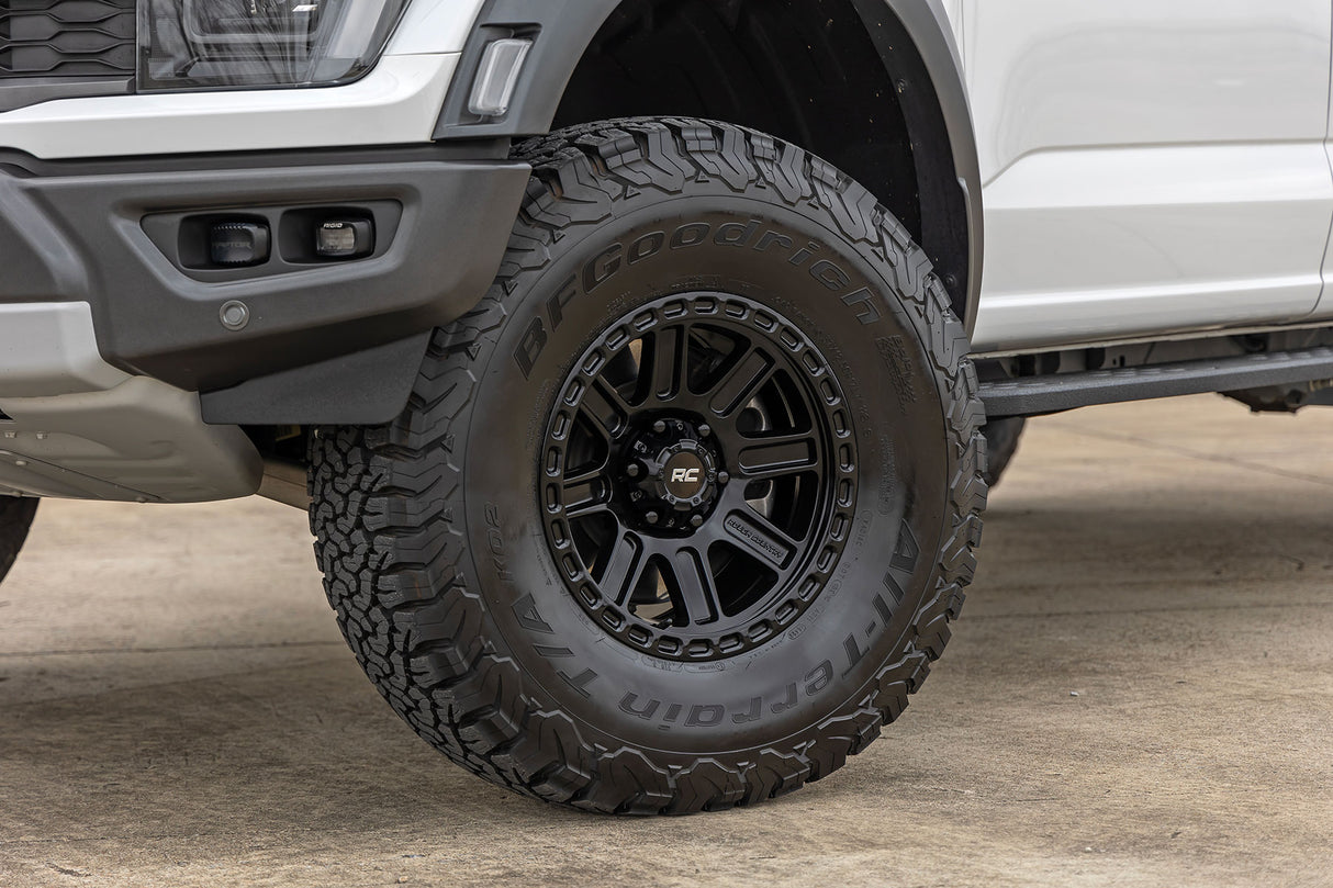 Rough Country 84 Series Wheel Gloss Black 15x8 5x5.5 -19mm