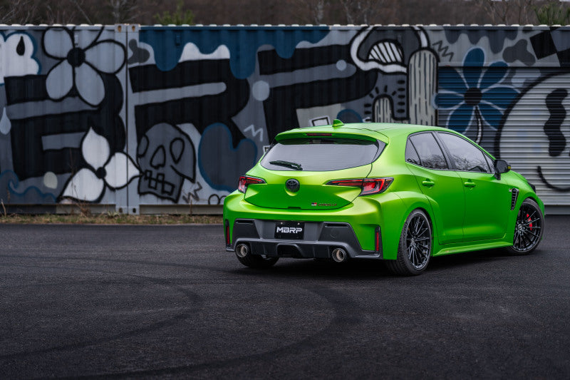 MBRP 2023 Toyota Corolla GR 1.6L T304 SS Cat-Back 3 pouces à double compartiment arrière avec embouts en fibre de carbone