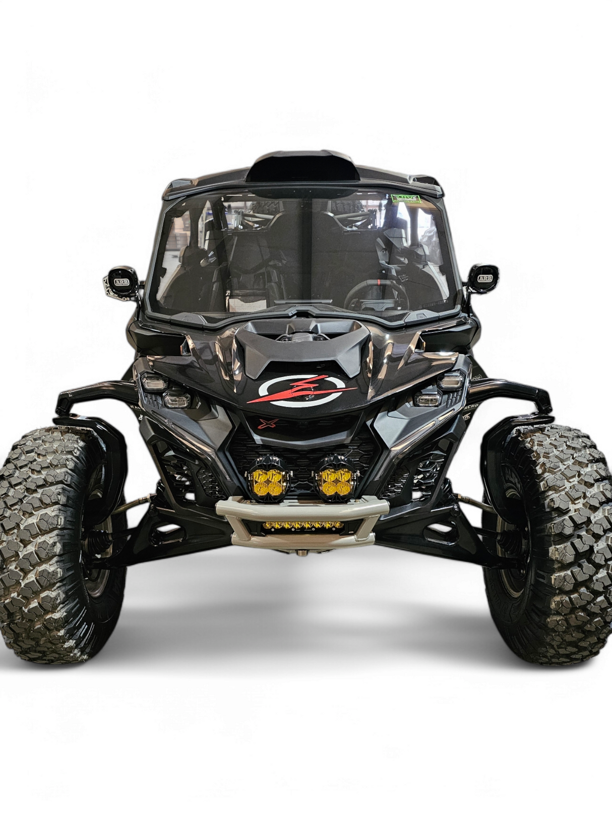 2024 + Can-Am Maverick R Amp front winch bumper www.elektricoffroad.com
