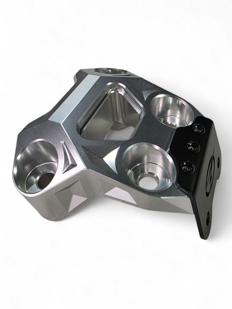 2024+ Can Am Maverick R Radius Rod Plate (Clear) www.elektricoffroad.com