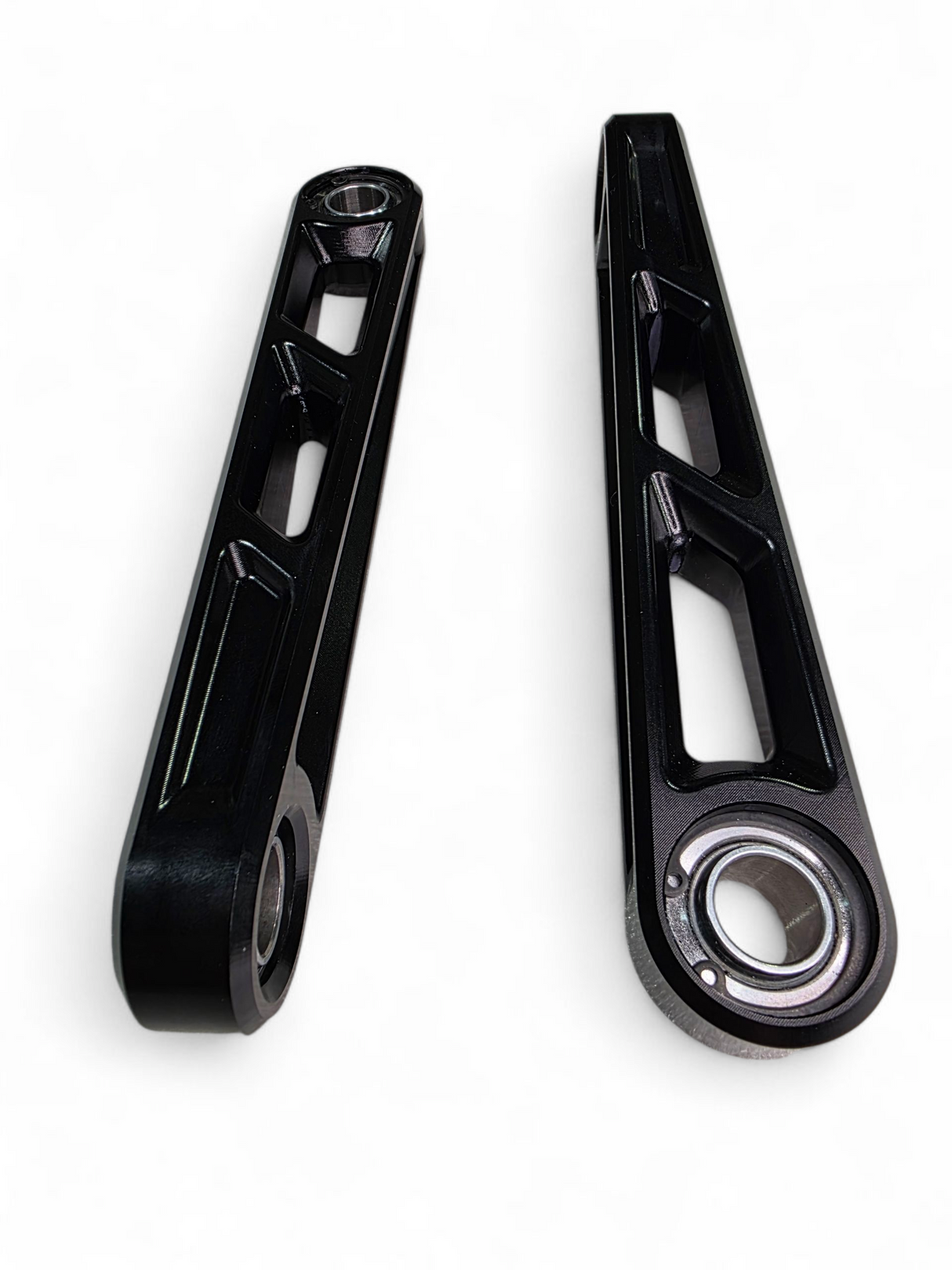 2024+ Can Am Maverick R Front Sway Bar Links Anodized Black www.elektricoffroad.com