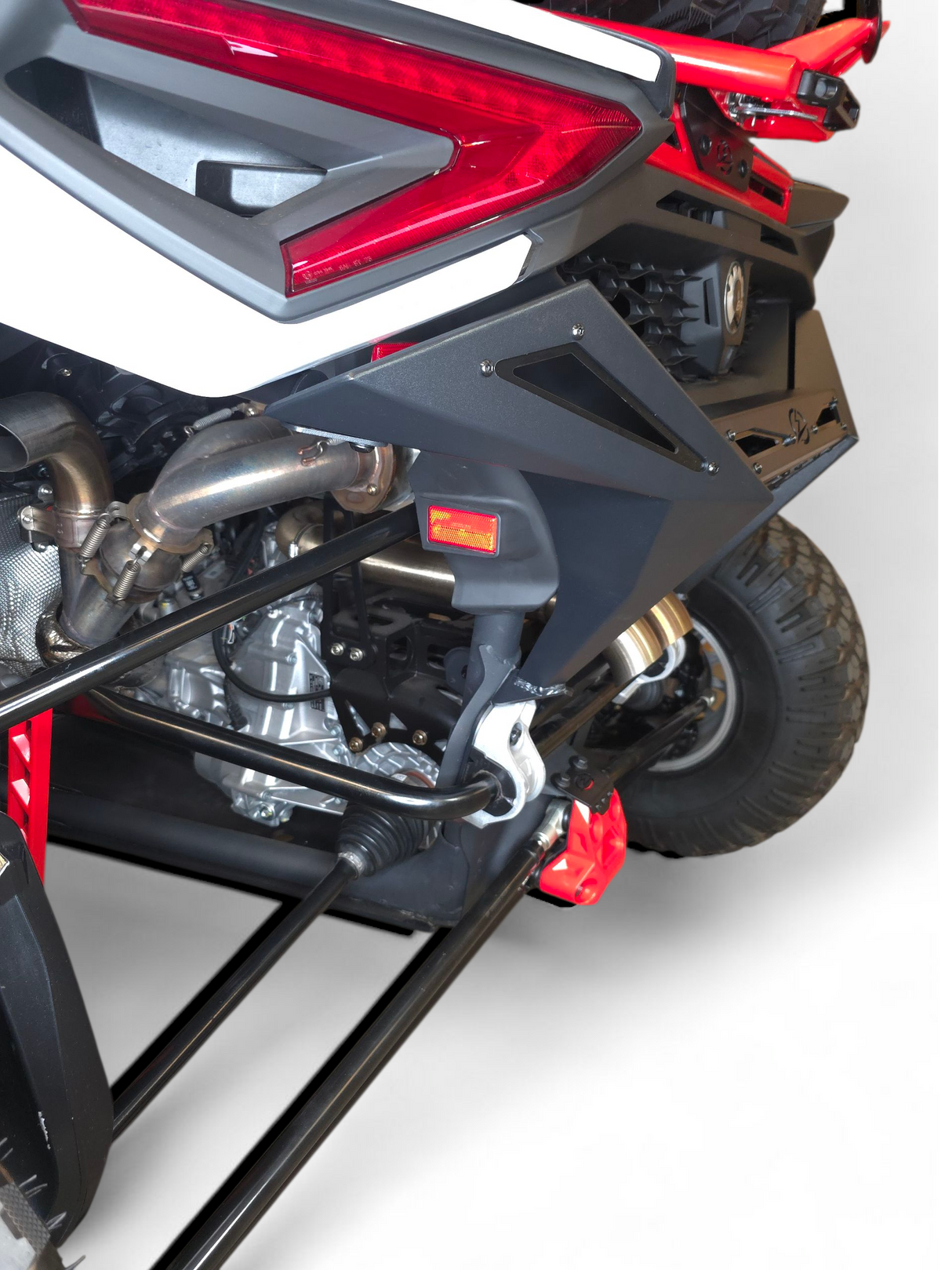 2024+ Can Am Maverick R Max (4 Seater) Volt Rear Bumper www.elektricoffroad.com