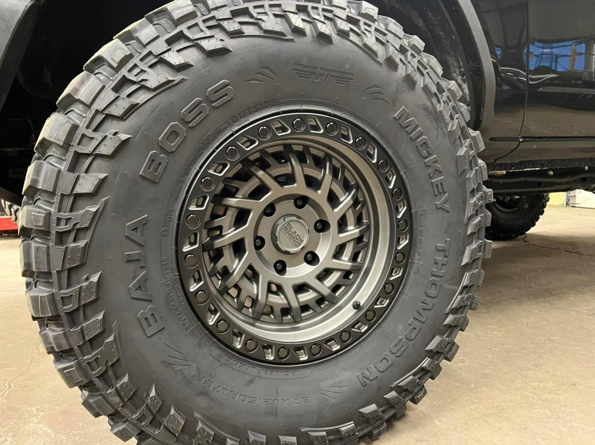 Rough Country 3.5 Inch Lifted 2022 Ford Bronco 4WD