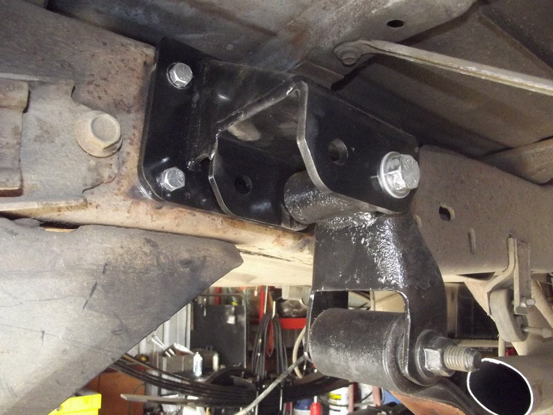 2" & 4.5" Rear Shackle Flip Kits - 1978-1997 Ford F-Series