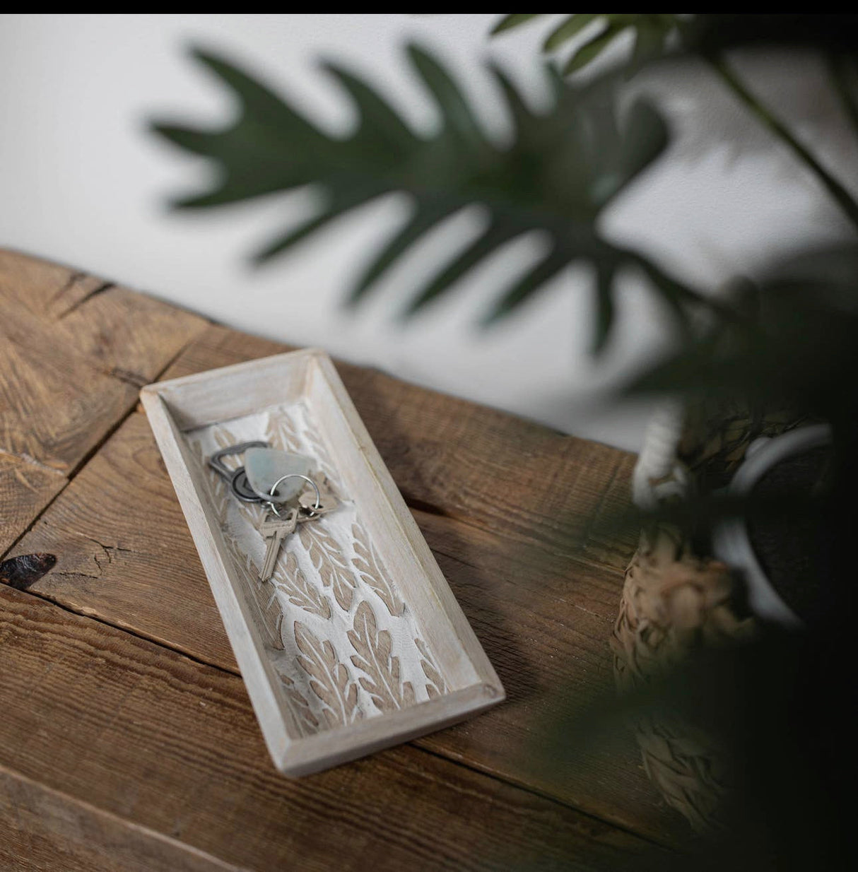 Carved Feather Tray KB Decor & More