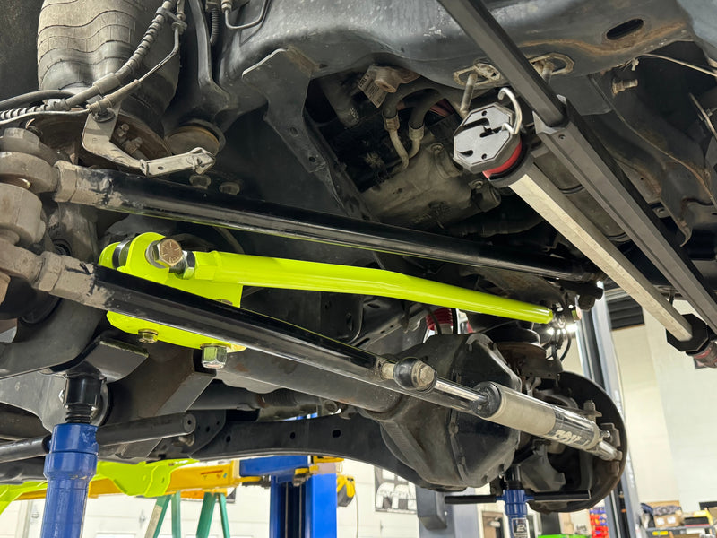 17 & Up Ford Super Duty Track Bar & Axle Track Bracket