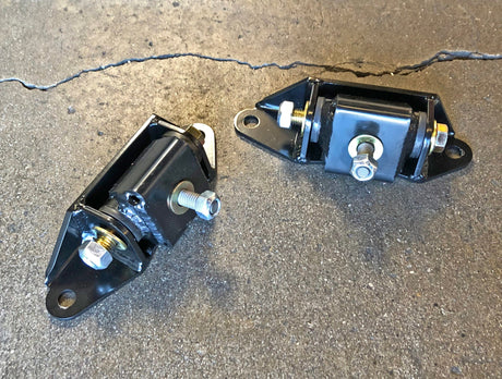 302 and 351W Motor Mounts Solo Motorsports
