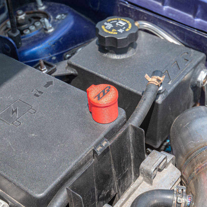 ZZP Fuse Box Positive Post Cap