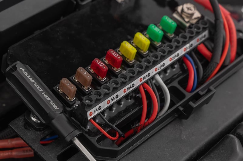 8 Gang Switch Panel
RGB Backlit Buttons | Multifunction Modes ROUGH COUNTRY