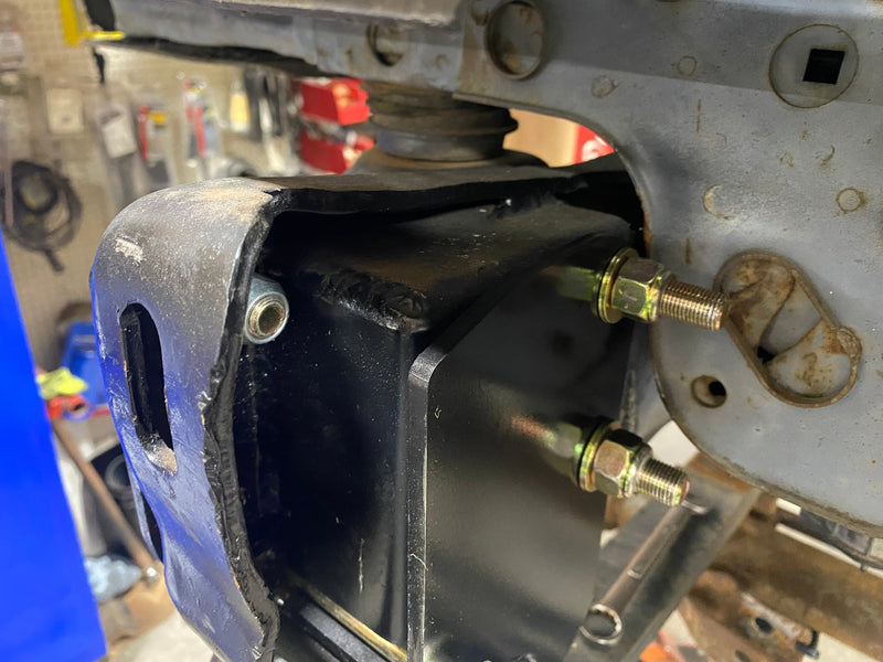 2" Front Shackle Reversal SUPER DUTY AXLE CONVERSION - 1985-1991 Ford F-Series