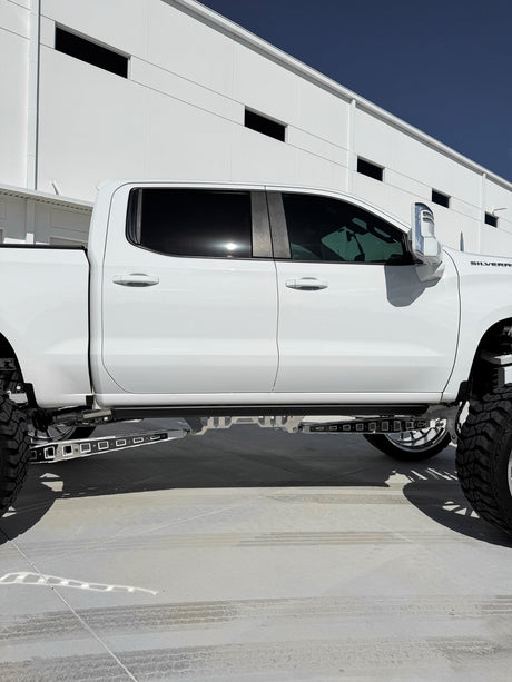 2021 Chevy 1500 14 Inch Lift Papis