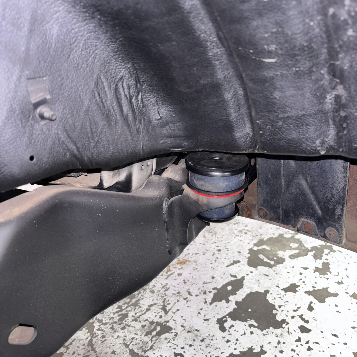 Body Mount Kit For 1980-1996 Ford Bronco S&B
