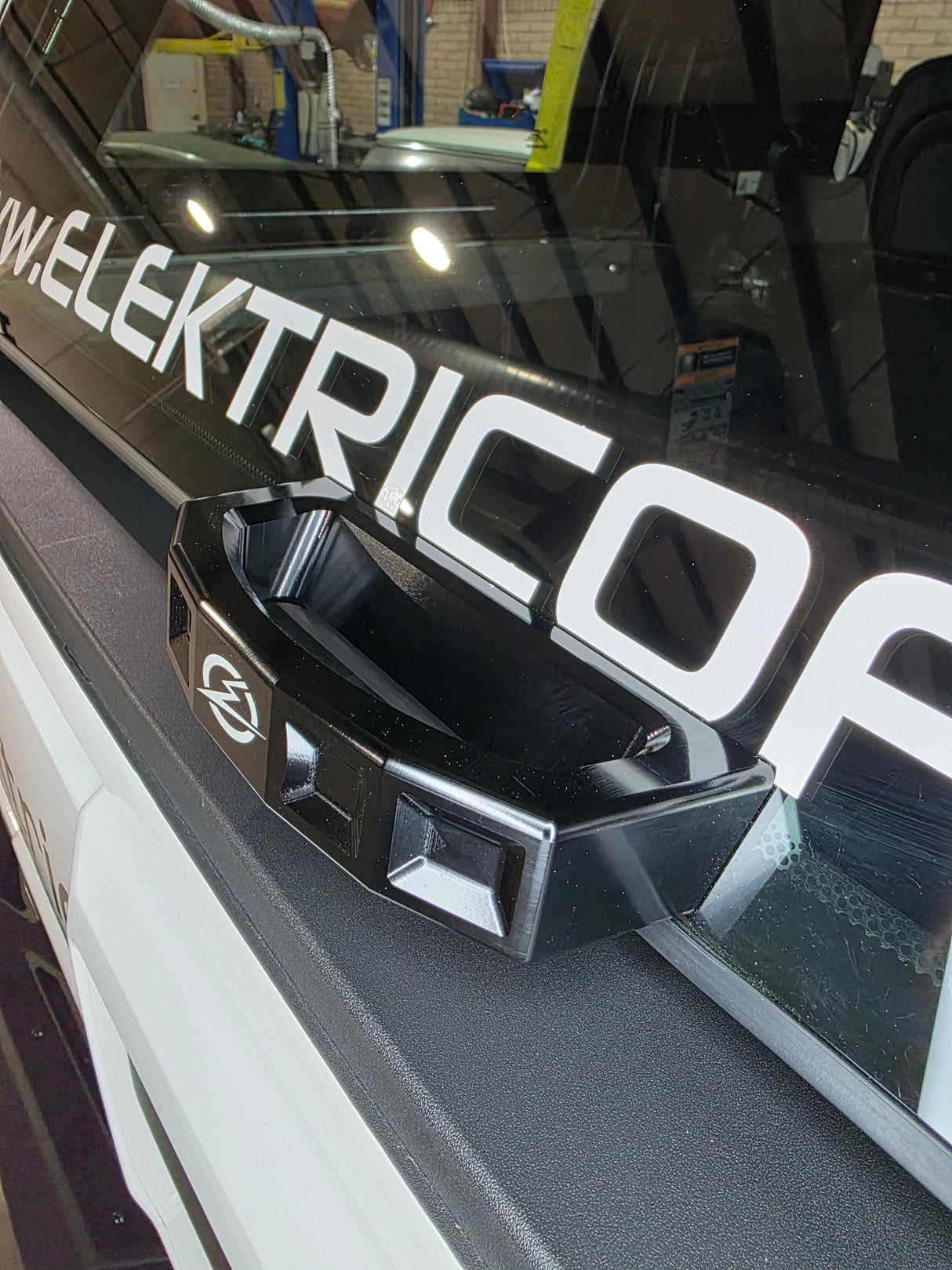 2024+ Polaris Xpedition Rear Glass Handle (Anodized Black) www.elektricoffroad.com