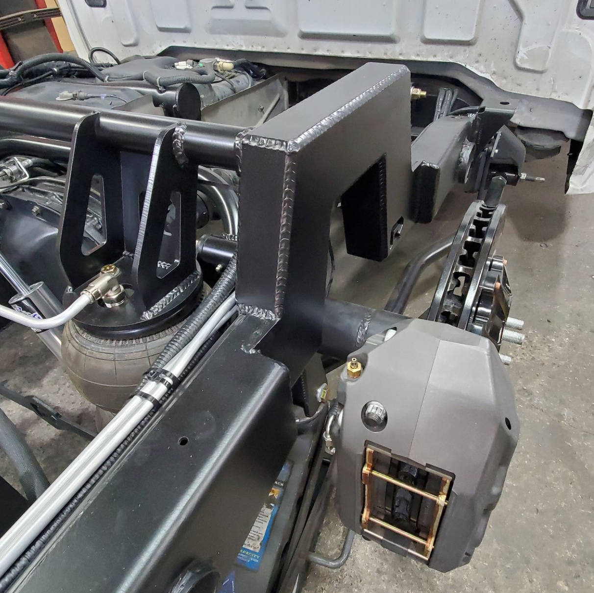 2014-2018 Silverado Sierra Narrowed Step Notch, Monster Notch, Airbag & Coil Over Suspension