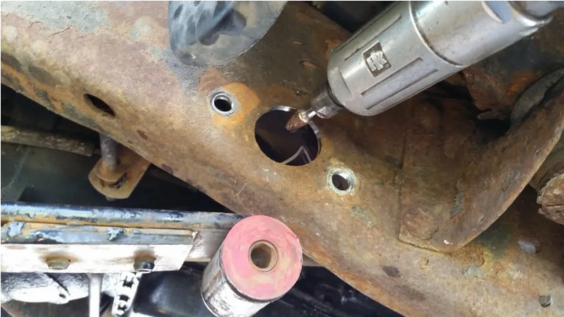 FFS Four Wheel Drive Front Spring Hanger Brackets and Shackles Far From Stock