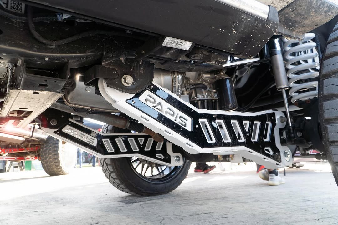Ford Super Duty 4.5"-10" Fabricated Radius Arm Lift Kit Papis