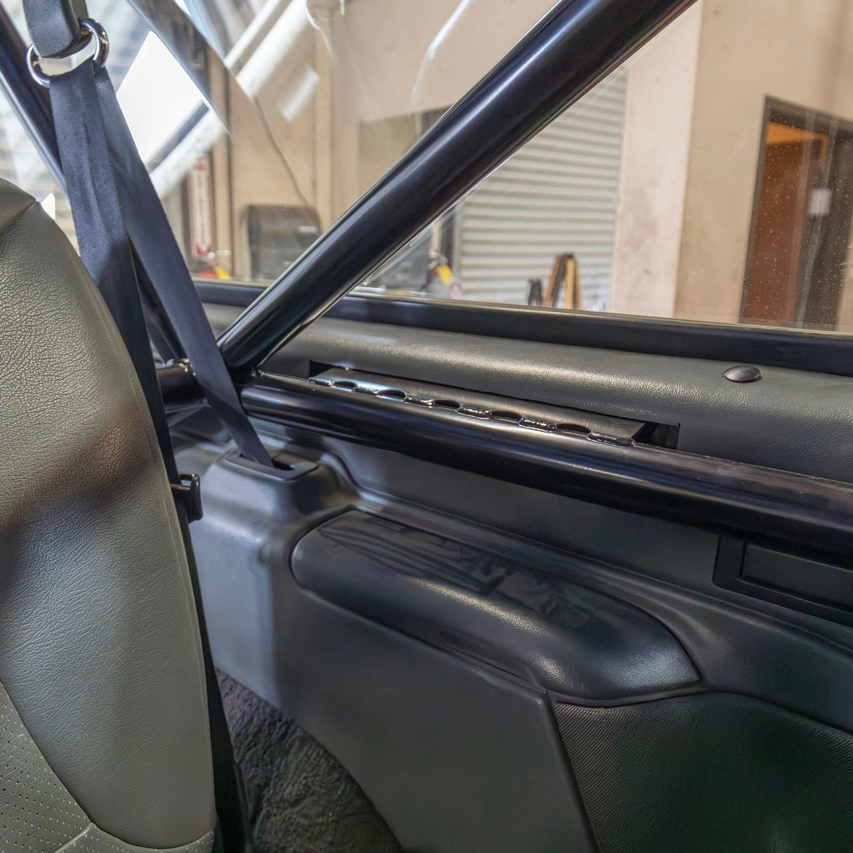 Desolate Motorsports Fully Welded Roll Cage - 1980-1996 Ford Bronco Desolate Motorsports