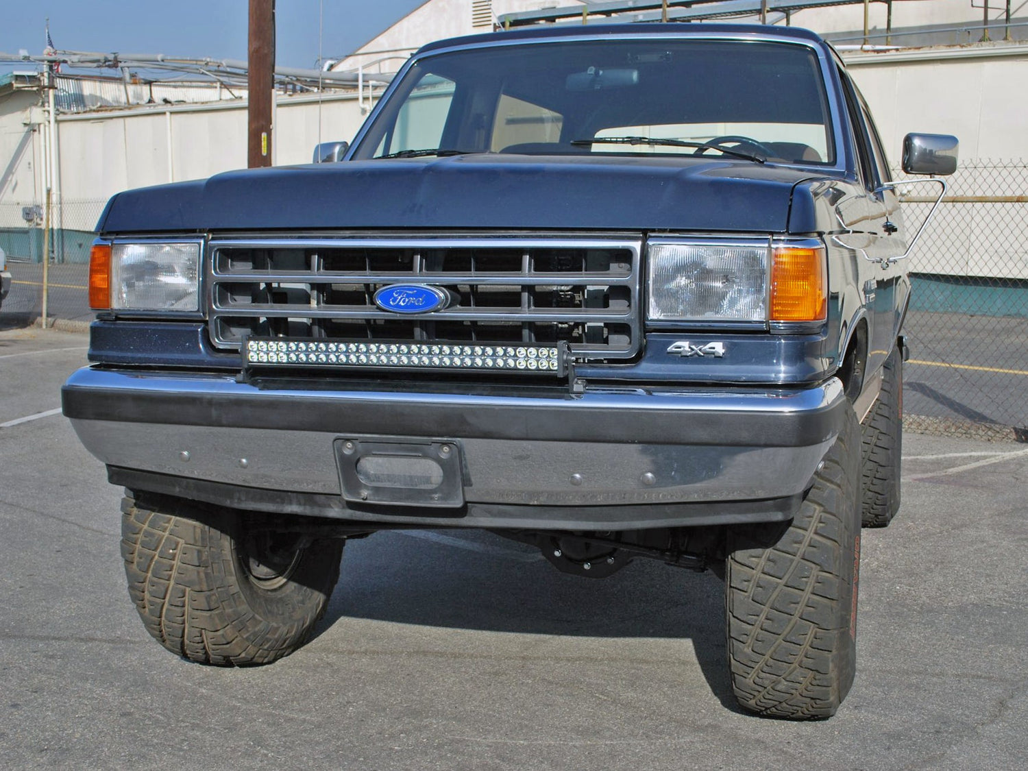 (1980-1997) Solo Motorsports Bronco & F150 Mid-Travel Suspension Kit / Stage 1