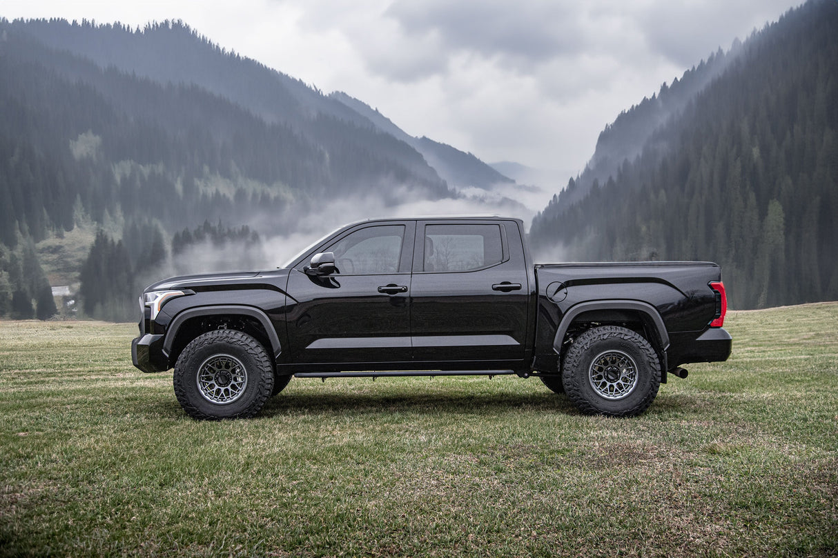 3 Inch Lift Kit | FOX 2.5 Performance Elite Series | Toyota Tundra (22-26) 4WD BDS Suspension