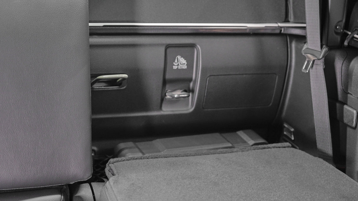 Kicker Plug & Play Hideaway Powered 10" Subwoofer Bundle Upgrade | '20- Current JT Gladiator