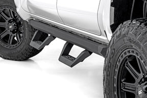 Rough Country SRX2 Adjustable Aluminum Steps Double Cab Toyota Tacoma 2WD/4WD 2024-2026 73004