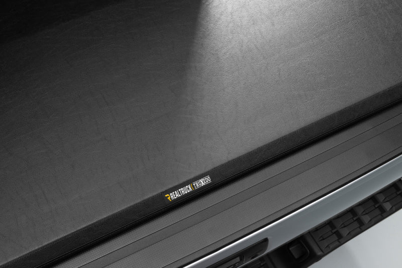 Housse de caisse TruXport de 5 pieds pour Toyota Tacoma 2024 de Truxedo