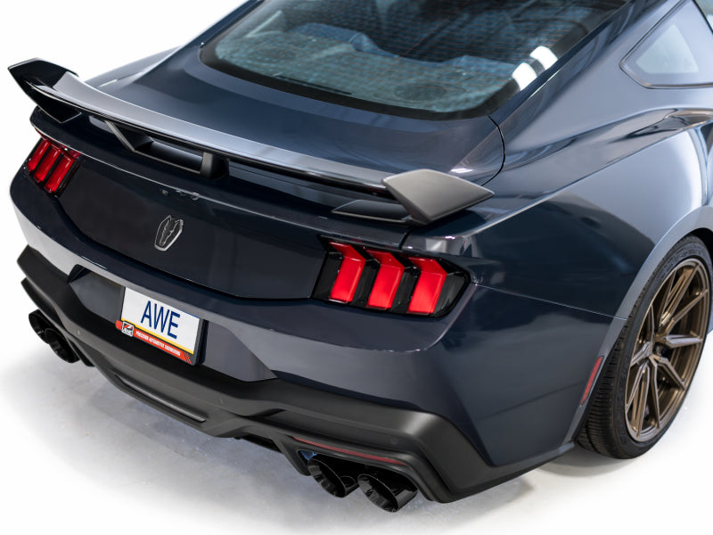 Échappement Catback AWE 2024 Ford Mustang Dark Horse S650 RWD Track Edition avec embouts noirs Quad Diamond