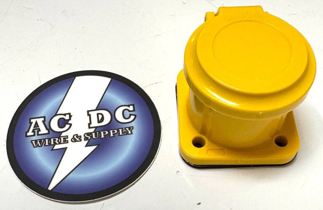 Hubbell HBLNCAY Single Pole Connector, Non-Met Cover, YELLOW Camlock series 16 Hubbell