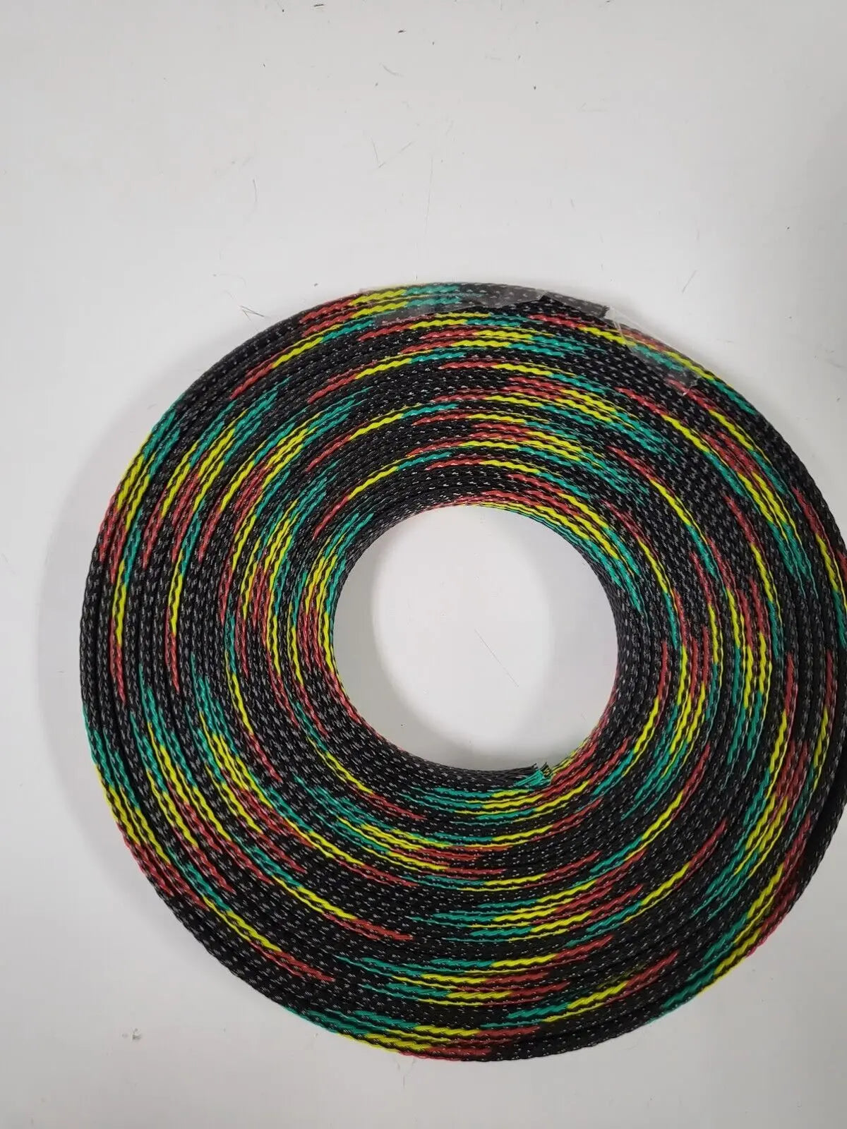 25 FT 1/2" BLACK WITH RED YELLOW GREEN STRIPE PET EXPANDO SLEEVING BRAID AC/DC WIRE AND SUPPLY