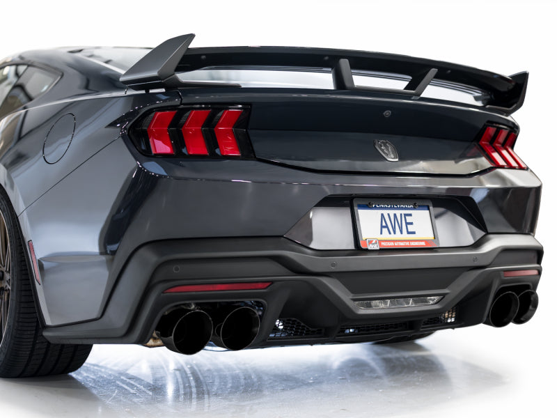 Échappement Catback AWE 2024 Ford Mustang Dark Horse S650 RWD Track Edition avec embouts noirs Quad Diamond