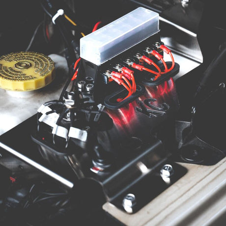 Kit de plateau moteur à LED KC HiLiTES pour Jeep Wrangler JL 3,6 L 2018+ / Jeep Gladiator JT 3,6 L Cyclone 2020+