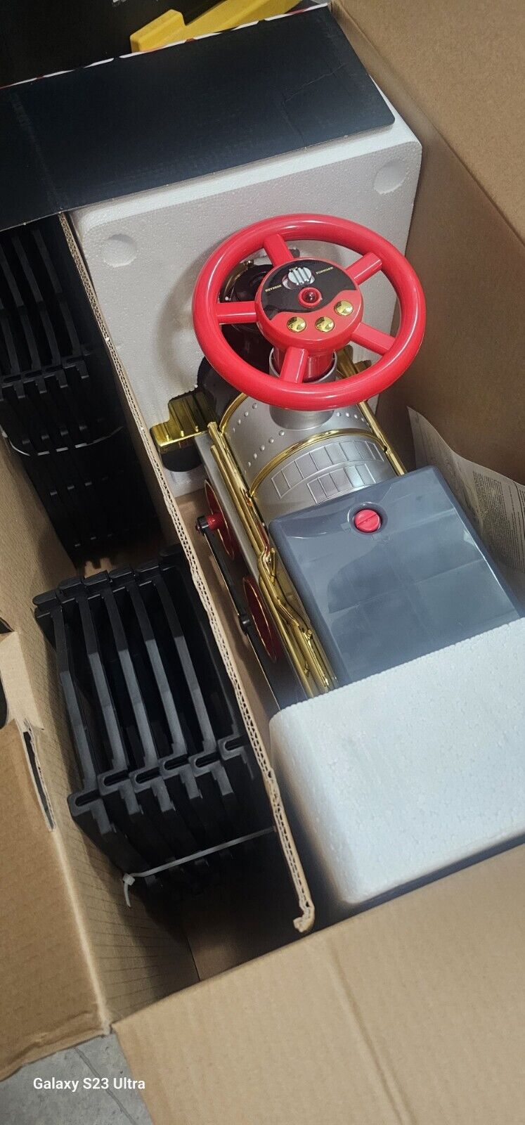 FAO Schwarz Motorized Train Set with LED Lights and 15+ Feet of Track - Brand New!