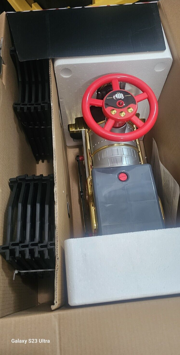 FAO Schwarz Motorized Train Set with LED Lights and 15+ Feet of Track - Brand New!