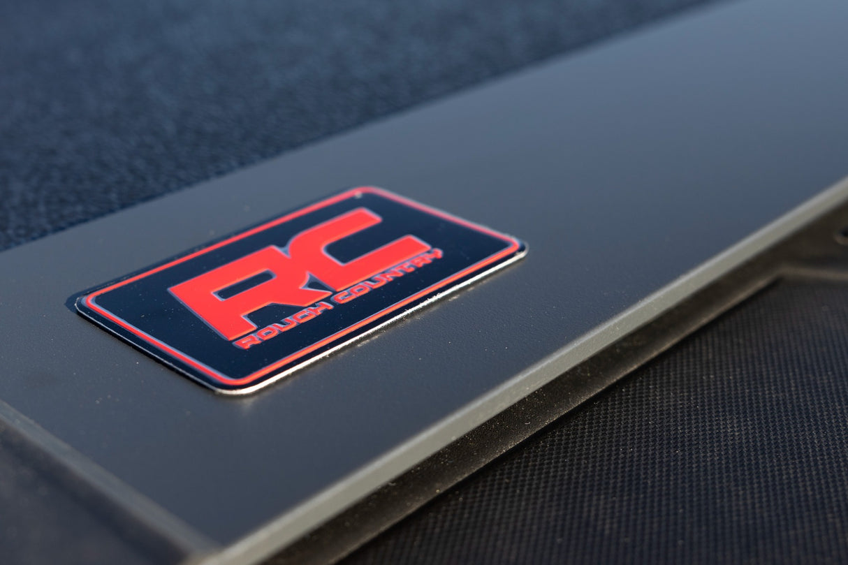 Hard Low Profile Bed Cover | 5" Bed | Chevy/GMC Canyon/Colorado (15-24)